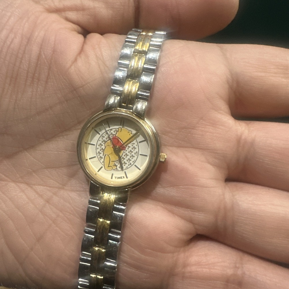 Works Timex Winnie the Pooh Watch Kids Unisex New Battery 24mm Fit 6.25in Rare